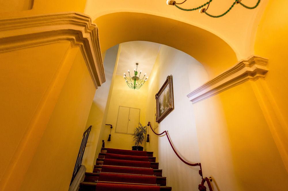 Boutique Hotel Dom - Rooms & Suites Graz Buitenkant foto