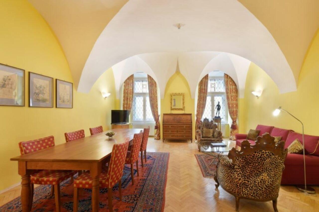 Boutique Hotel Dom - Rooms & Suites Graz Buitenkant foto