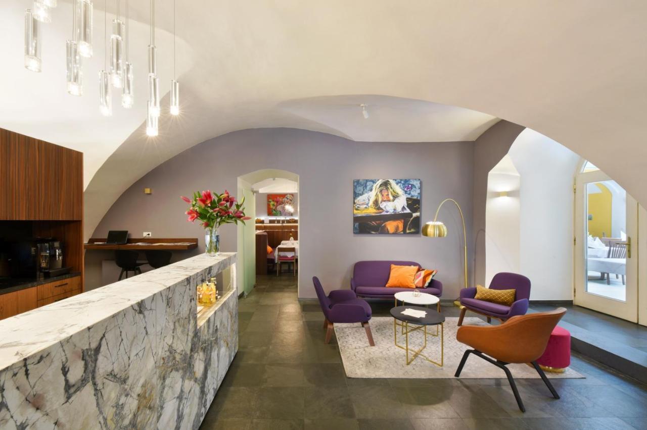 Boutique Hotel Dom - Rooms & Suites Graz Buitenkant foto