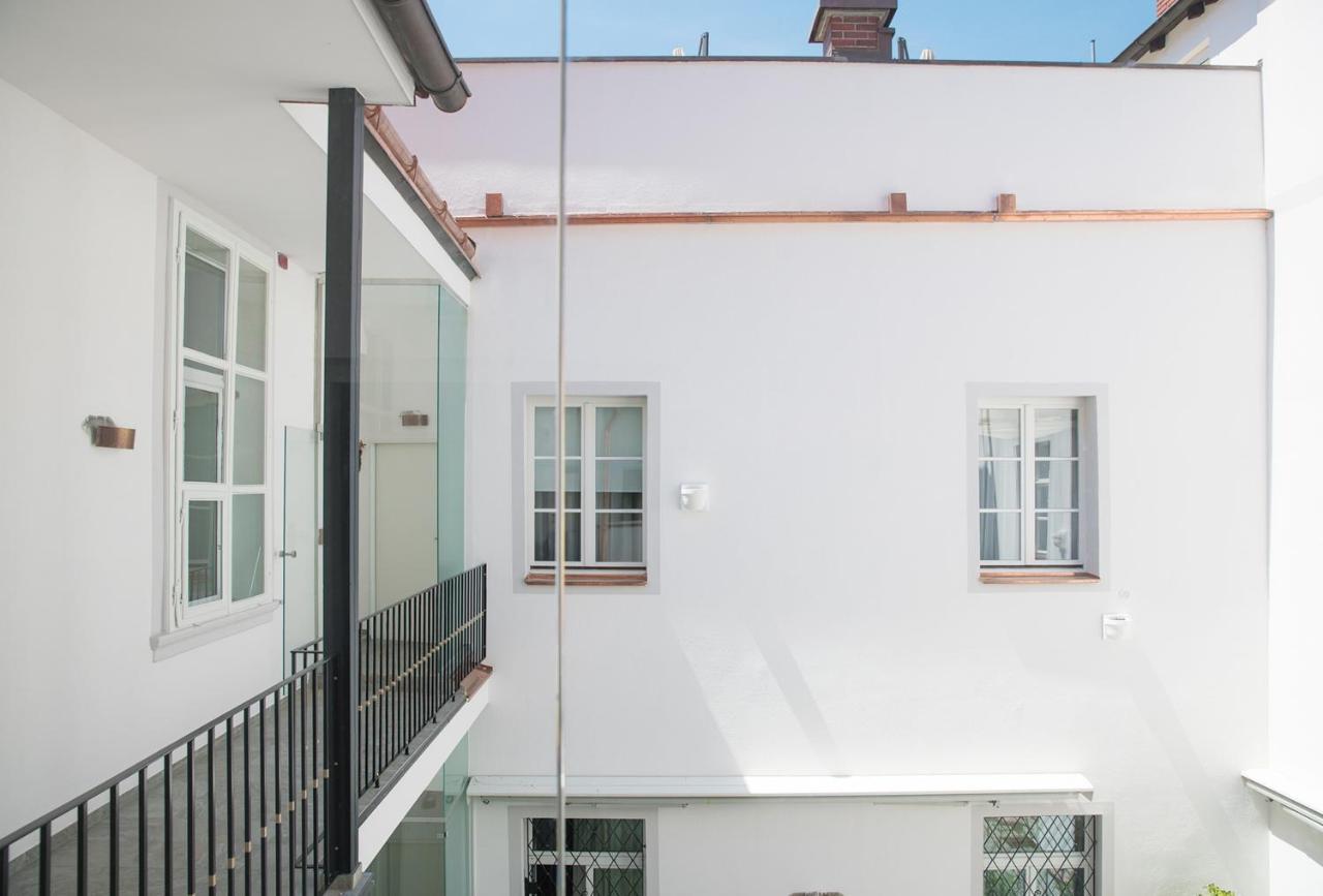 Boutique Hotel Dom - Rooms & Suites Graz Buitenkant foto