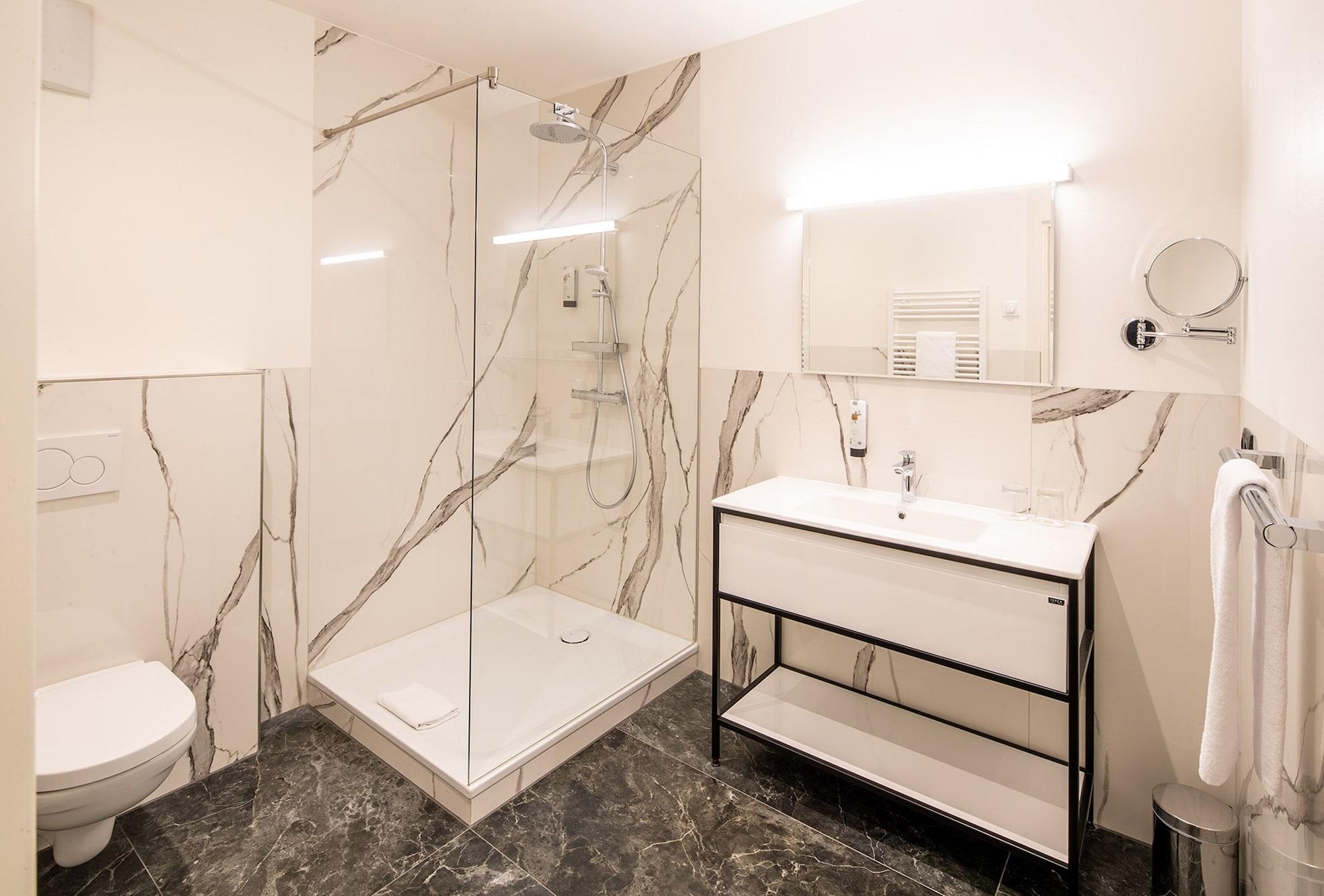 Boutique Hotel Dom - Rooms & Suites Graz Buitenkant foto