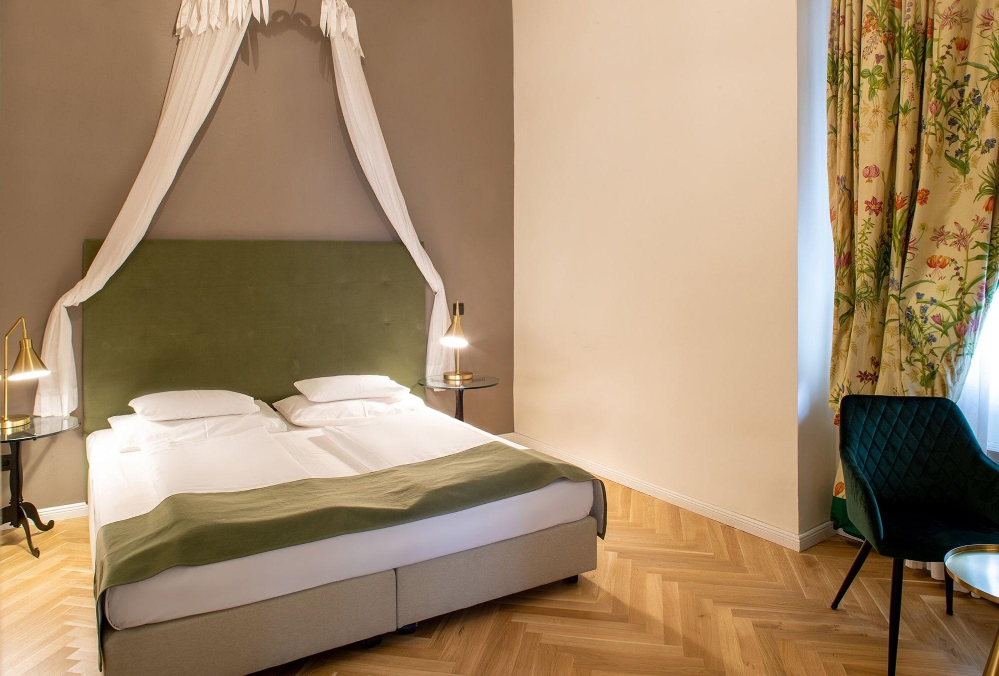 Boutique Hotel Dom - Rooms & Suites Graz Buitenkant foto