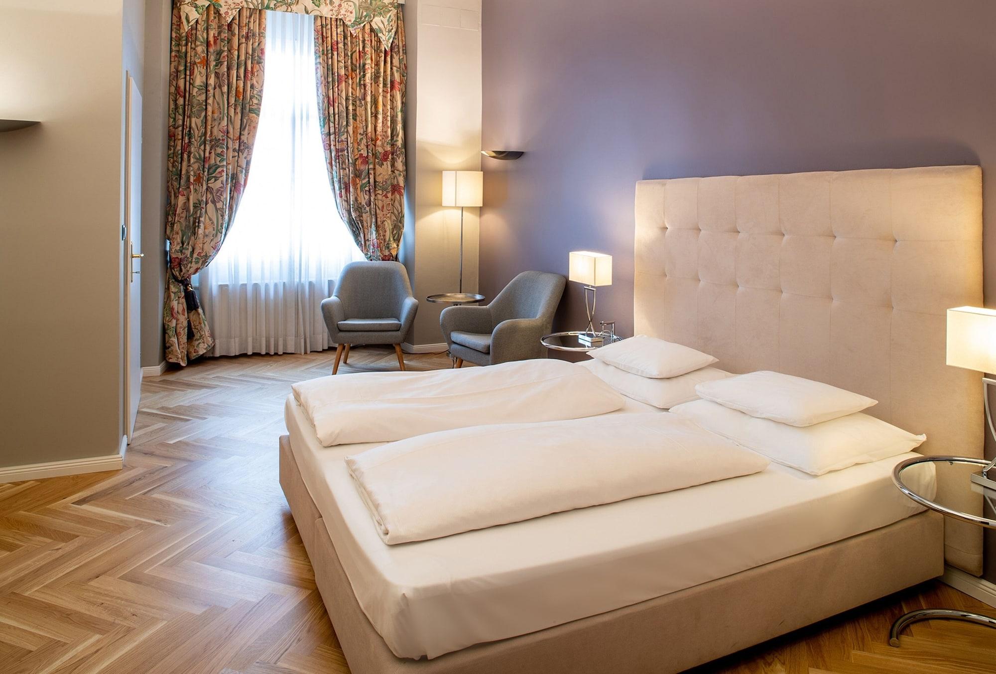 Boutique Hotel Dom - Rooms & Suites Graz Buitenkant foto