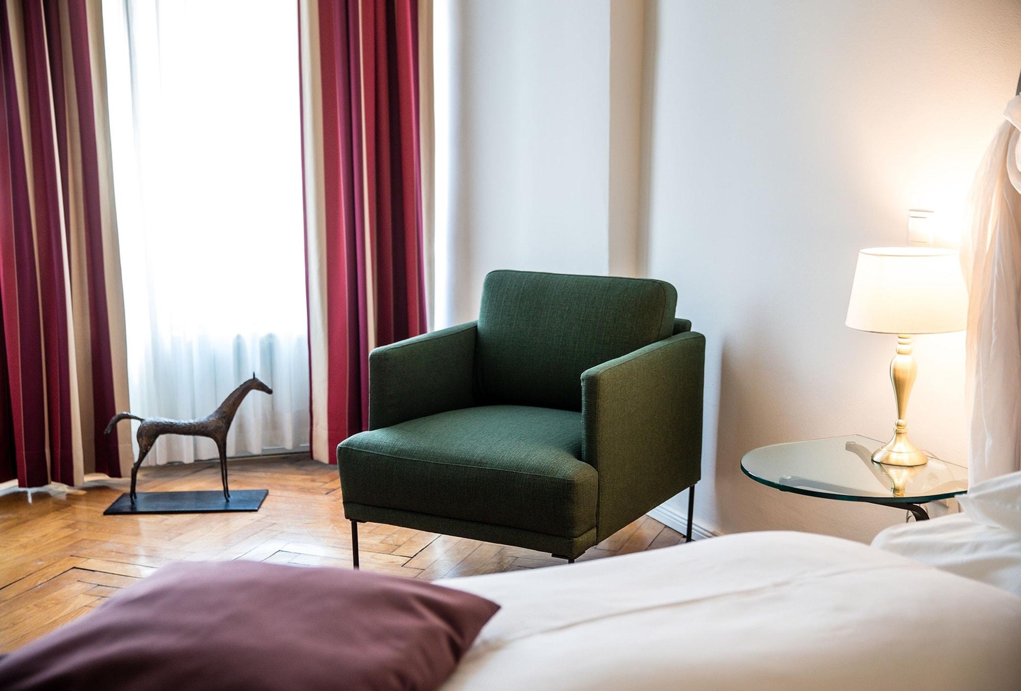 Boutique Hotel Dom - Rooms & Suites Graz Buitenkant foto
